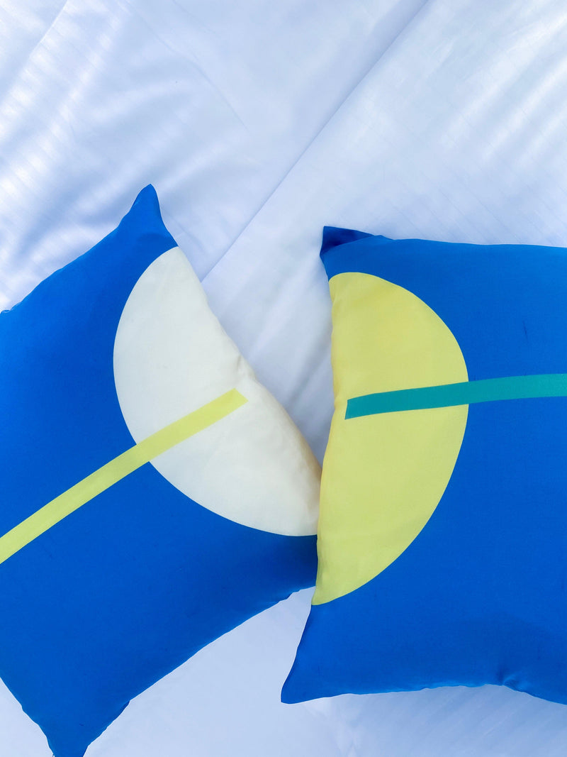 Santorini Pillowcase - Official MIA PAPA
